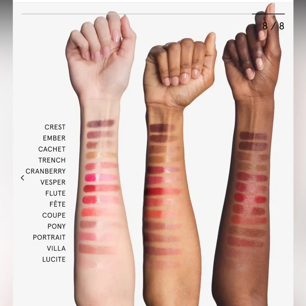 💄 NWT -Glossier Ultralip Lipstick in Portrait Color Pink